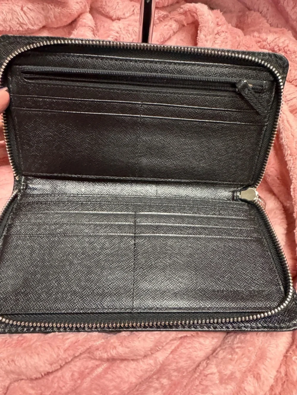 Michael Kors Black Leather Zip Wallet with Silver‎ MK Charm